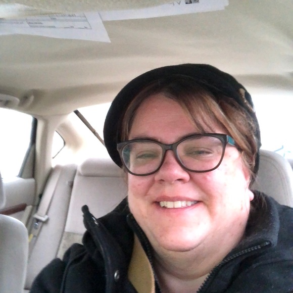 Meet your Posher, Caren - Picture 1 of 1